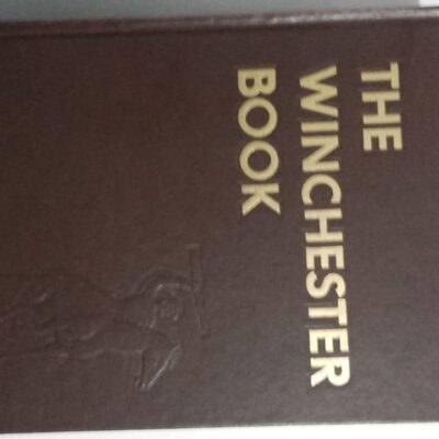 Libro "The Winchester Book"