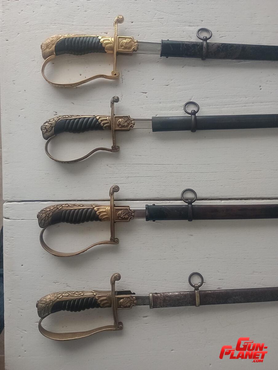 Sable Of, 1910 (precio por lote de 4 piezas)